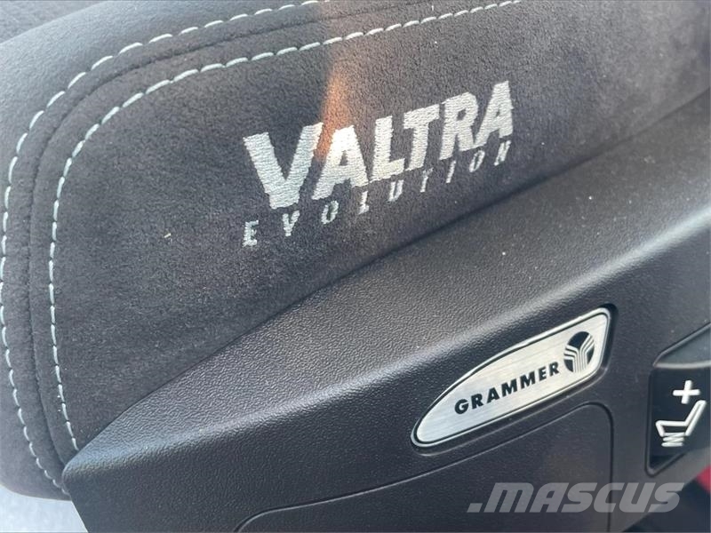 Valtra Q265 1A9 Traktorid