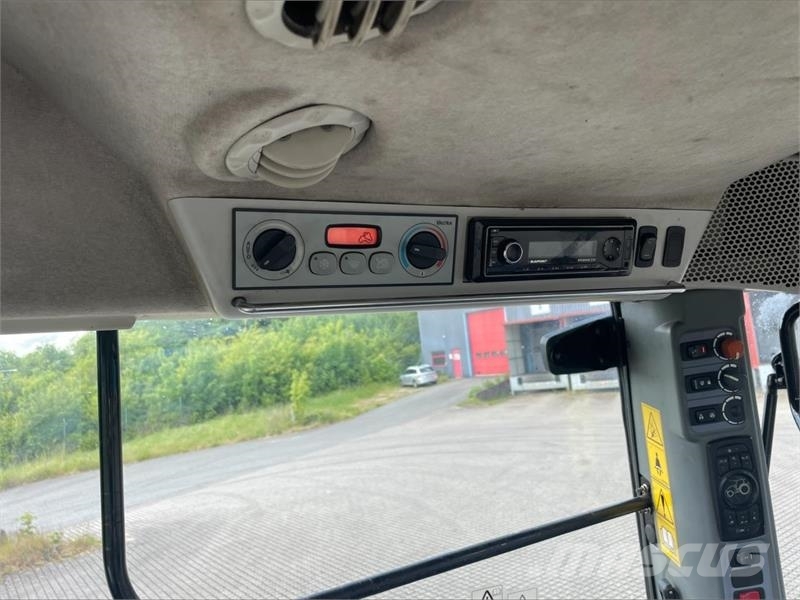 Valtra S 374 Tractoare