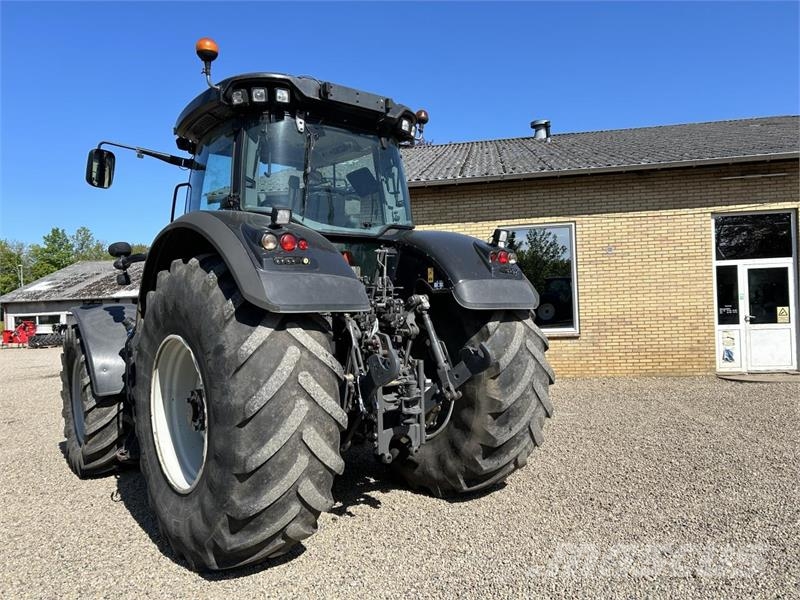 Valtra S374 Traktorid