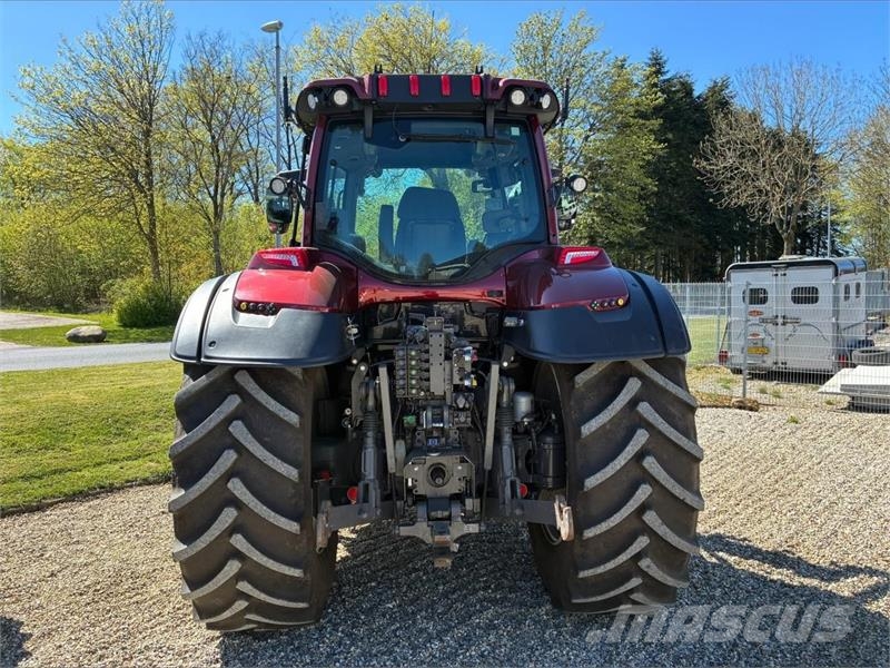Valtra T 235 DIREKT Traktoren