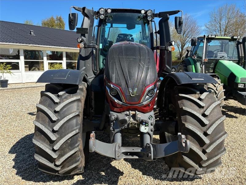 Valtra T 235 DIREKT Traktoren