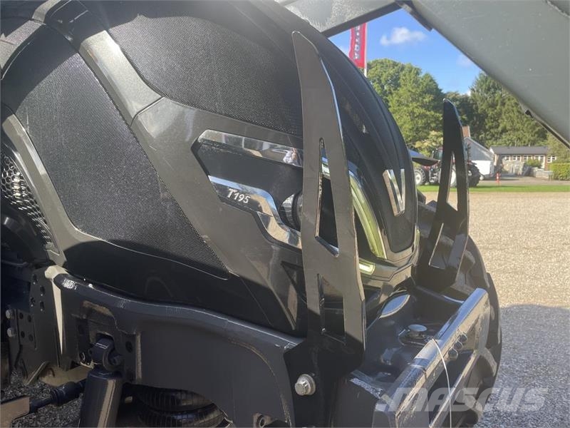 Valtra T195A 2A1 Tractoren