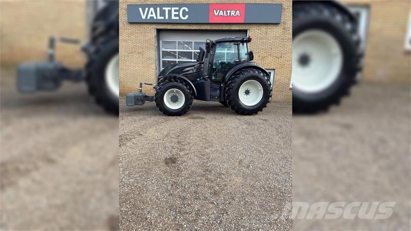 Valtra T235D T235D Traktorer