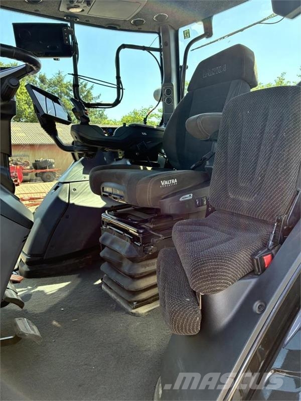 Valtra T255V 2A1 Traktorer