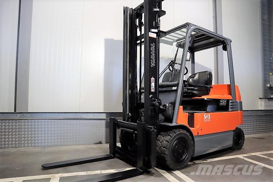 Toyota 7 FBMF 35 Strivuitoare-altele