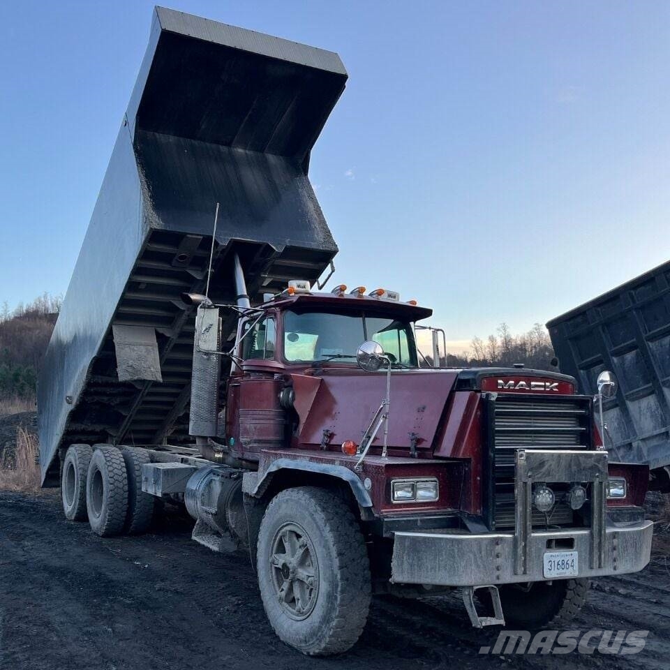 Mack RD888SX, 2004, Apex, Virginia, United States - Used dump Trucks ...