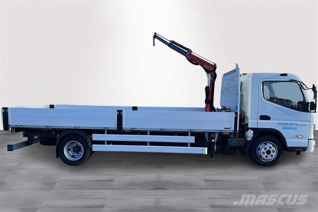 Fuso eCanter 起重機卡車