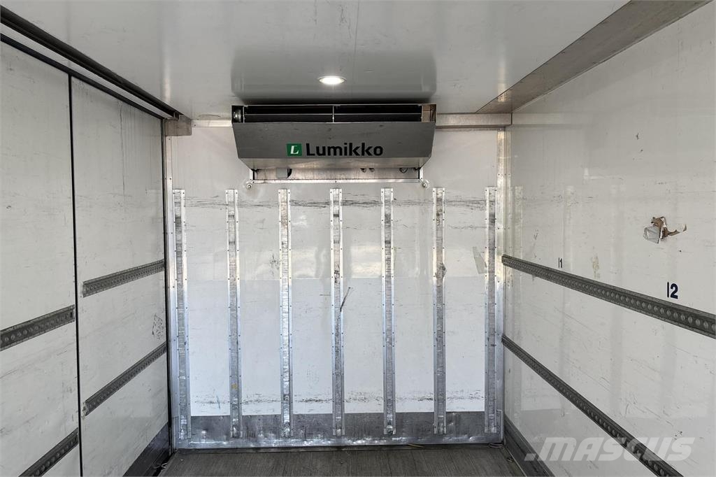 Iveco Eurocargo 320 Vak FRC+PL 4x2 Camiones con caja de remolque