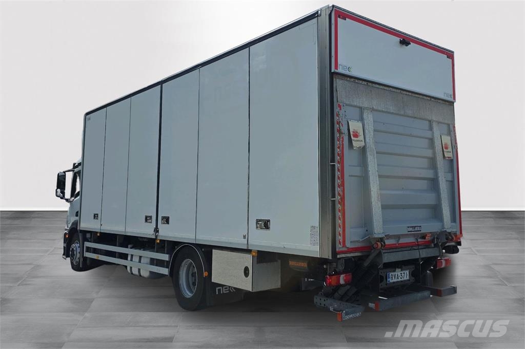 Mercedes-Benz 1827 L Camiones con caja de remolque