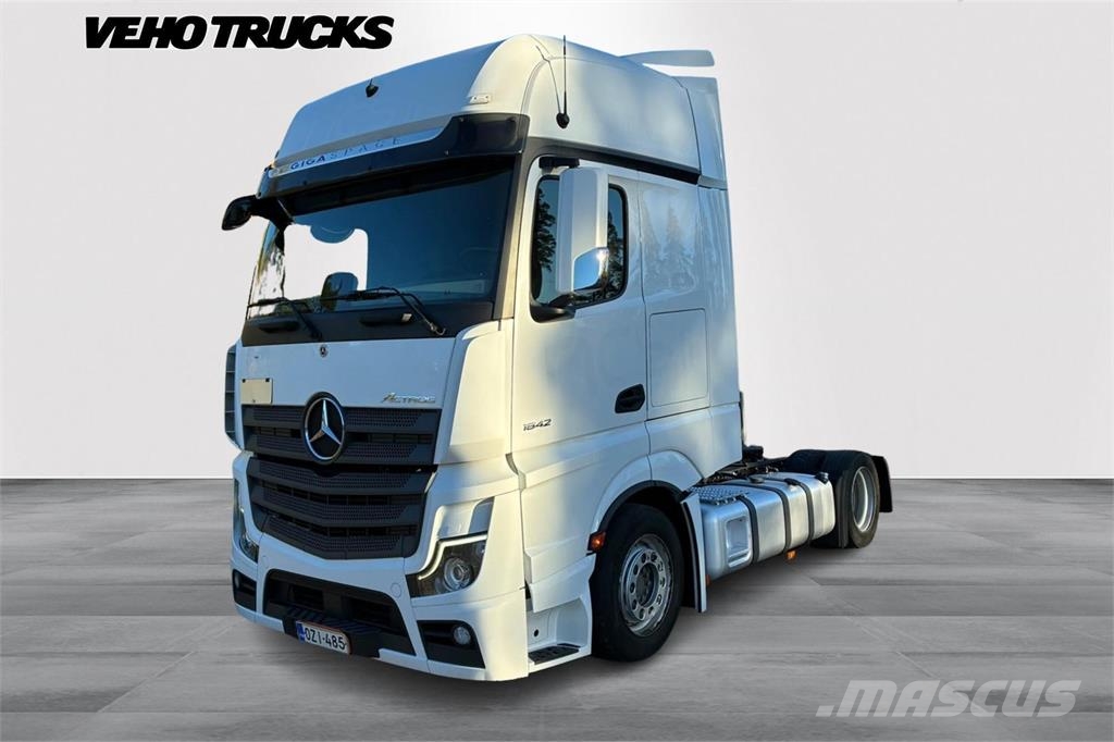 Mercedes-Benz 1842LSNRL Traktorske jedinice