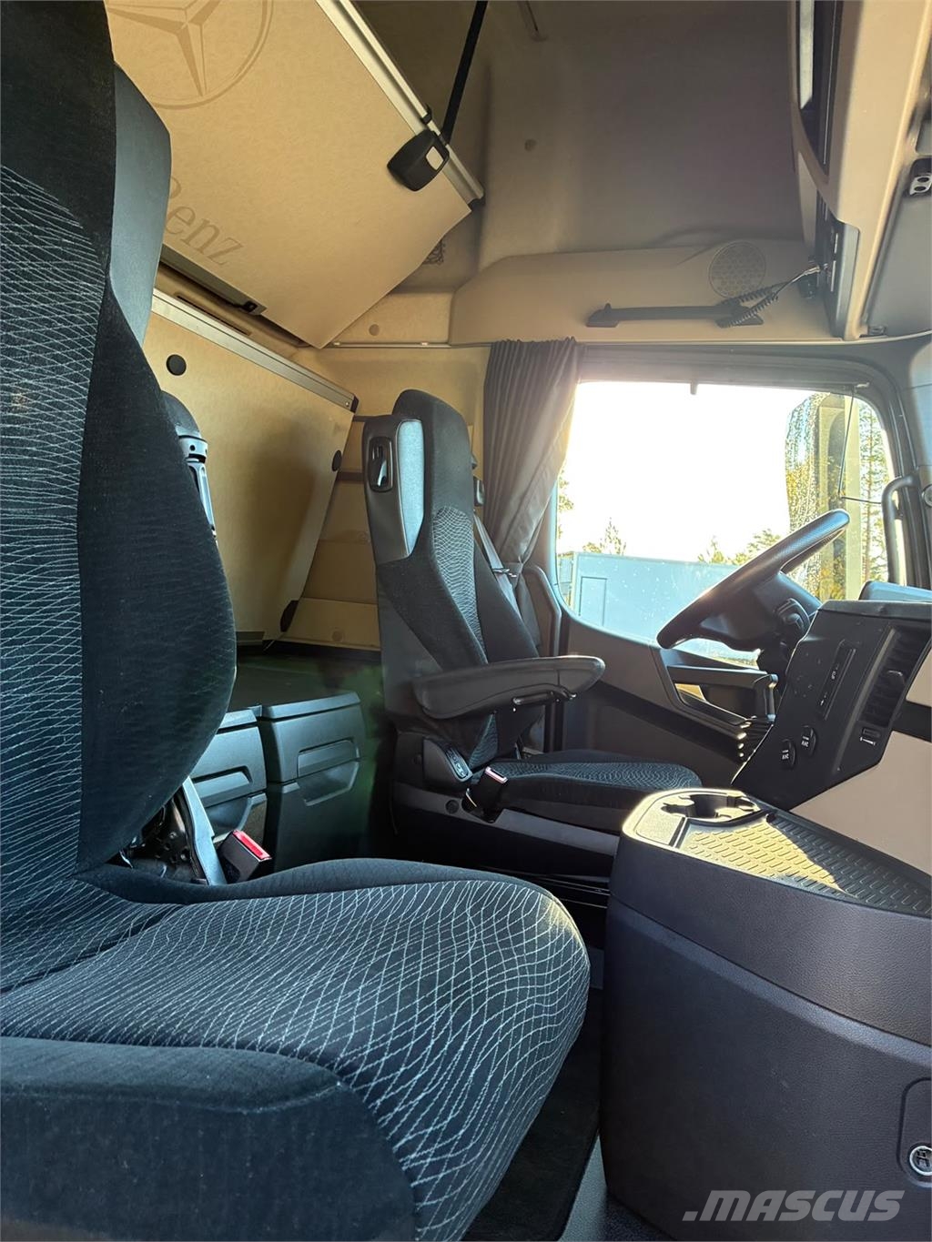 Mercedes-Benz 1842LSNRL Traktorske jedinice