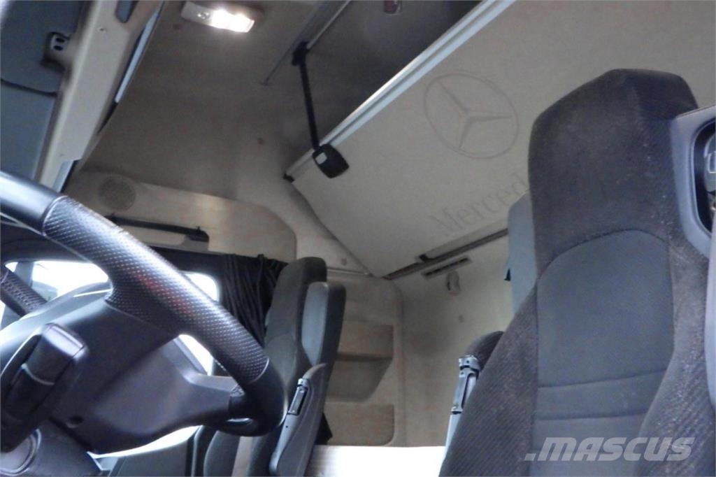 Mercedes-Benz 2651 LS DNA 6x2 Trekkers