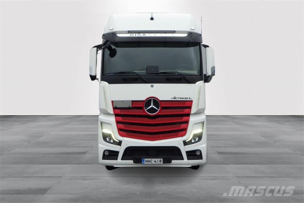 Mercedes-Benz 2651 LS DNA 6x2 Trekkers
