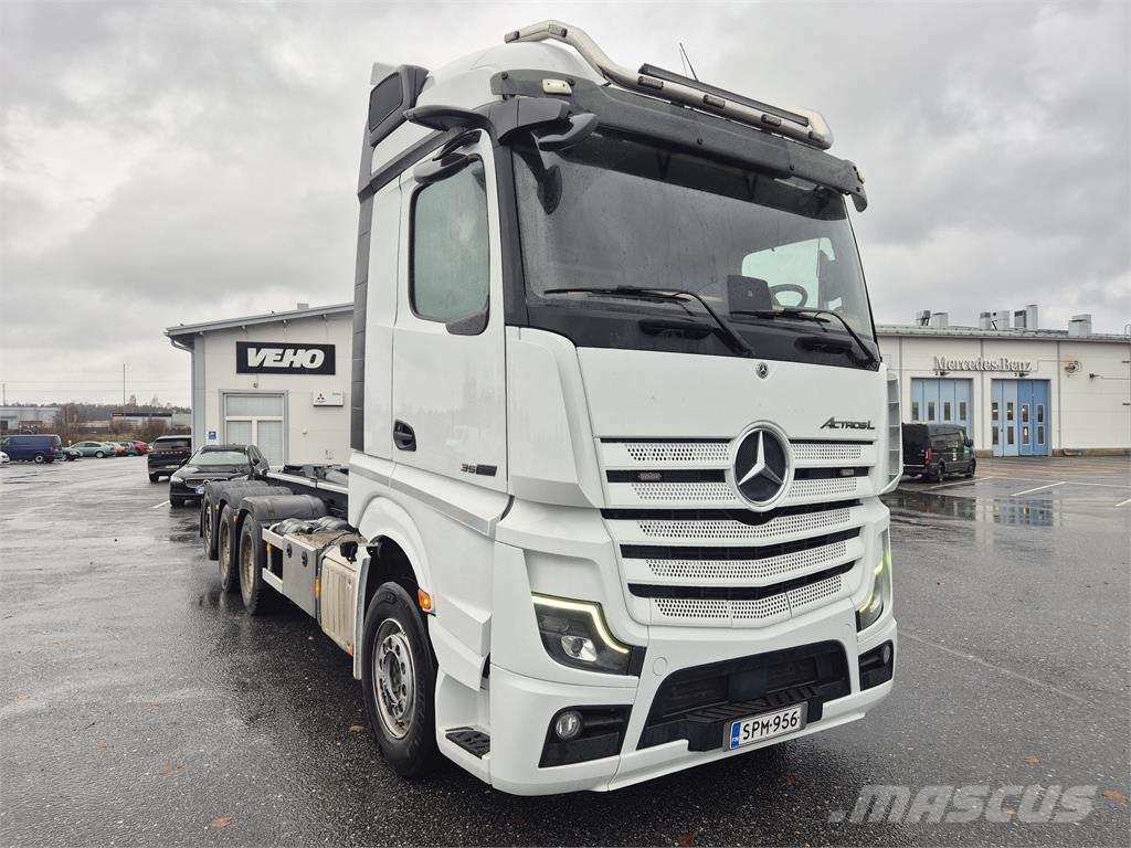 Mercedes-Benz 3563L 8x4 NLA 吊鉤式起重車