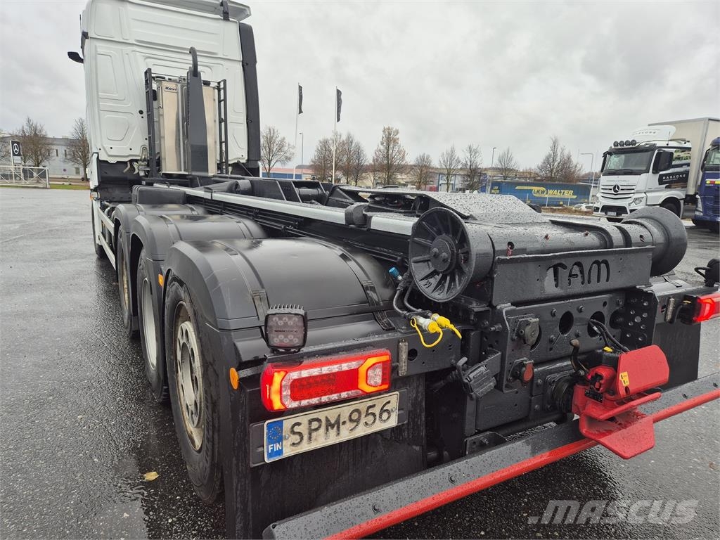 Mercedes-Benz 3563L 8x4 NLA 吊鉤式起重車