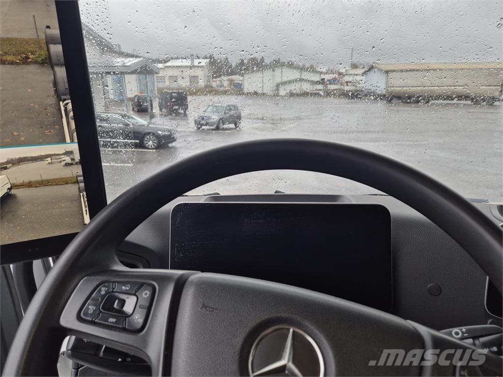 Mercedes-Benz 3563L 8x4 NLA 吊鉤式起重車