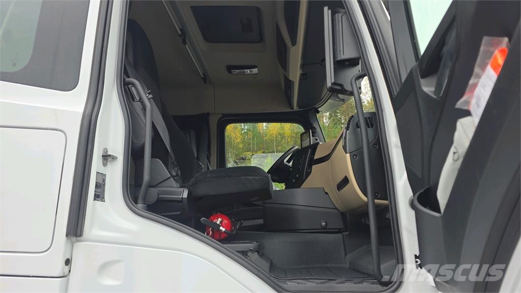 Mercedes-Benz Actros Вантажівки-цистерни