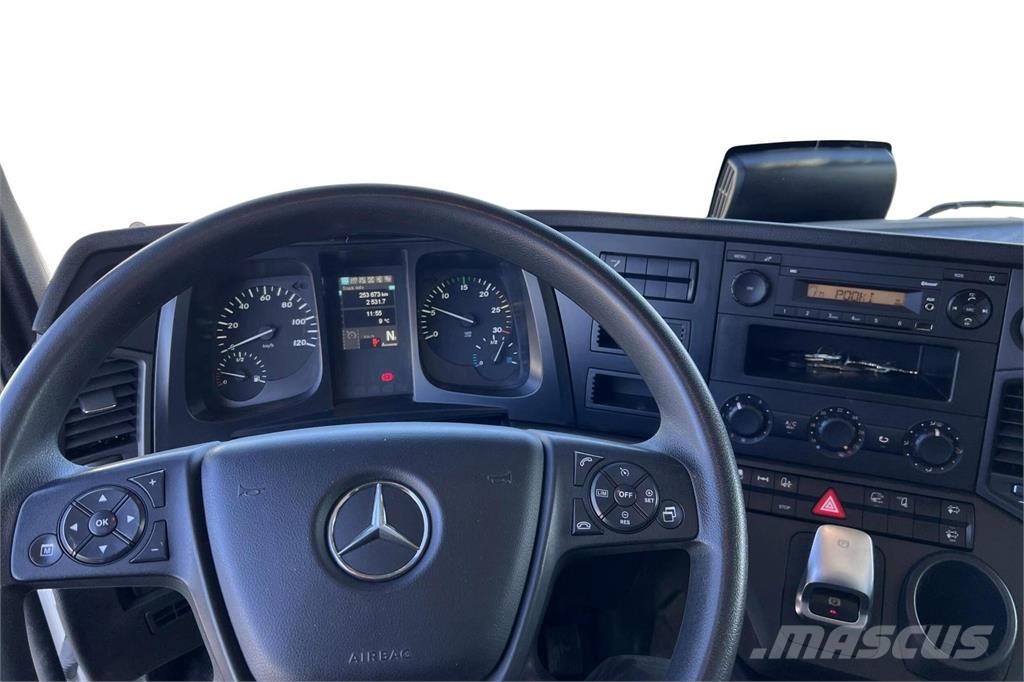 Mercedes-Benz Actros 1827L 8,7m Ksa Umpikori Camiones con caja de remolque