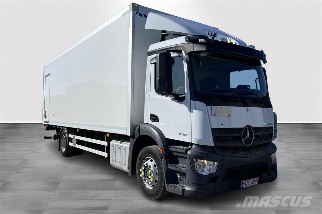 Mercedes-Benz Actros 1827L 8,7m Ksa Umpikori Camiones con caja de remolque