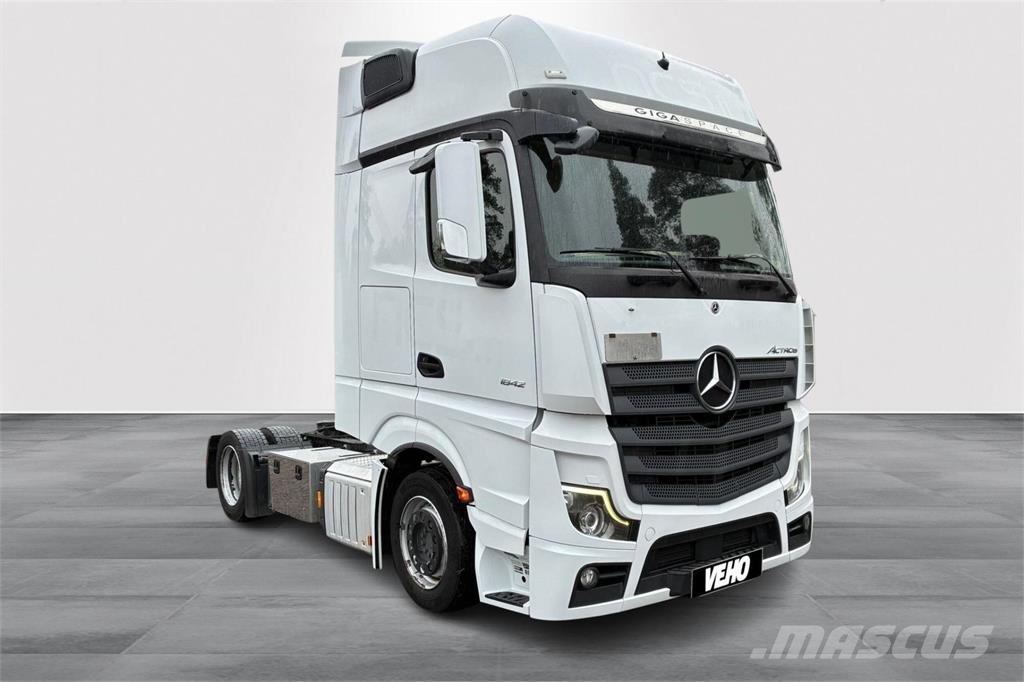 Mercedes-Benz ACTROS 1842LSNRL Trekkers