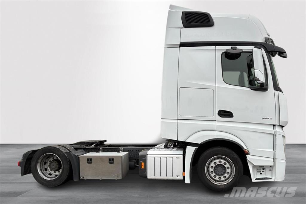 Mercedes-Benz Actros 1842LSNRL Çekiciler
