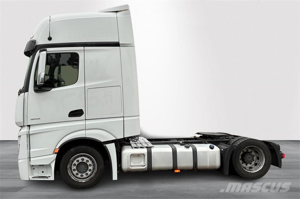 Mercedes-Benz Actros 1842LSNRL Çekiciler