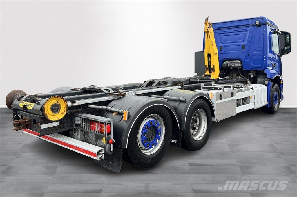 Mercedes-Benz Actros 2535L Camion ampliroll