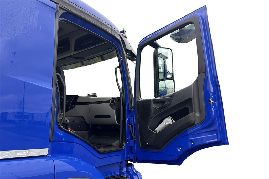 Mercedes-Benz Actros 2535L Camion ampliroll