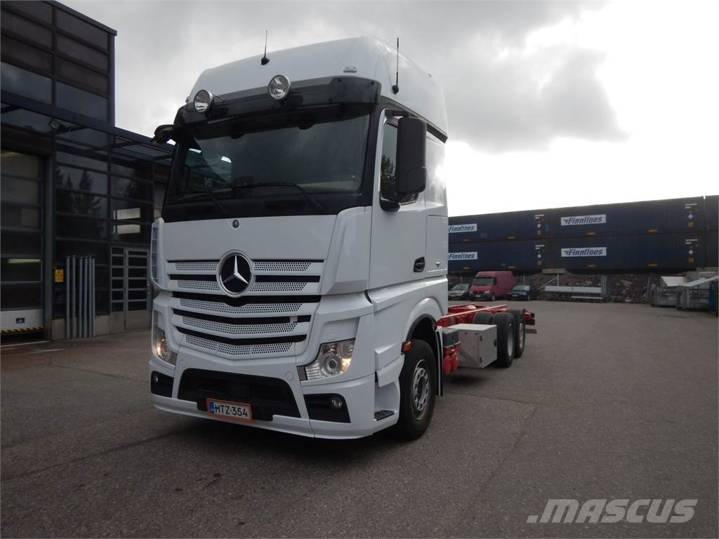 Mercedes-Benz Actros 2551L - Vaihtohyvitys 15 000 eur Kamioni-šasije