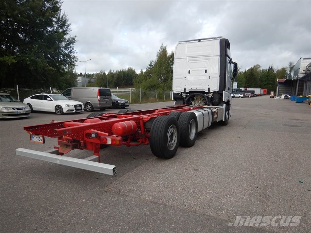 Mercedes-Benz Actros 2551L - Vaihtohyvitys 15 000 eur Kamioni-šasije