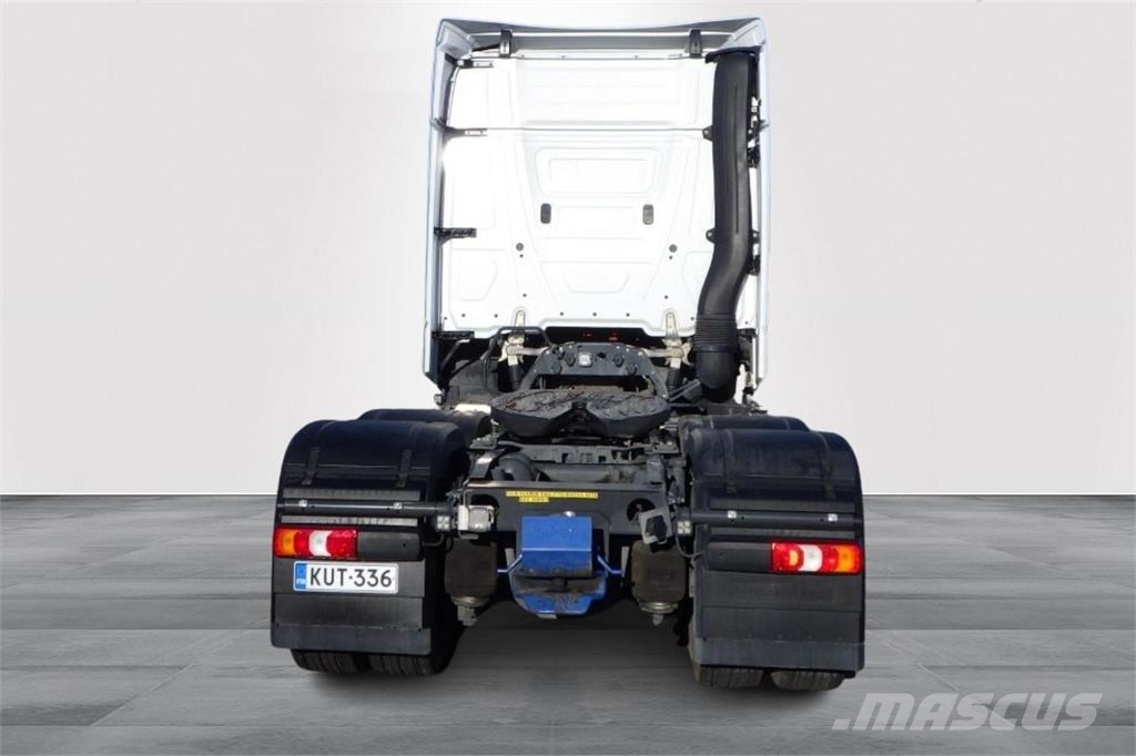 Mercedes-Benz Actros 5 L 2648 6x2 LS KOULUAUTO Vlačilci
