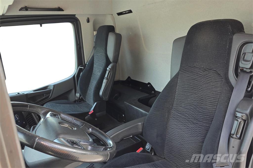 Mercedes-Benz Actros L Kylmä-/Lämpökori kuorma-autot