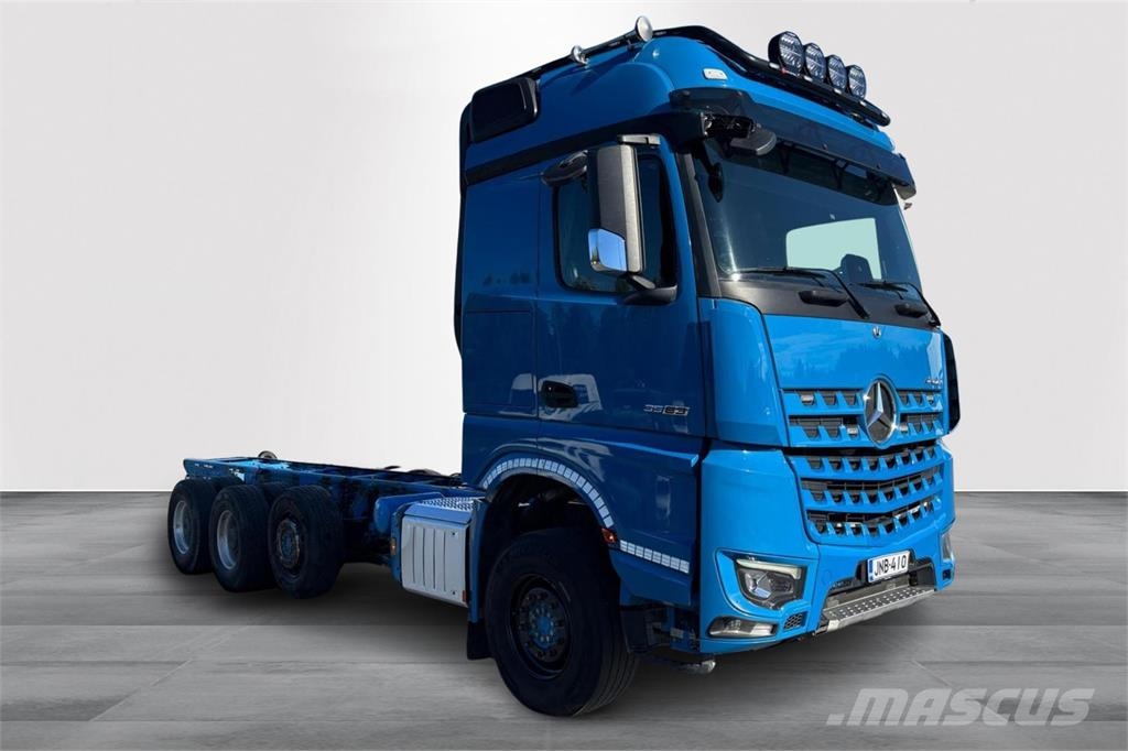 Mercedes-Benz Arocs 3663 8x4VLA alusta شاحنات بمقصورة وهيكل