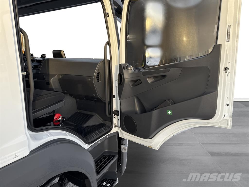 Mercedes-Benz ATEGO Umpikorikuorma-autot