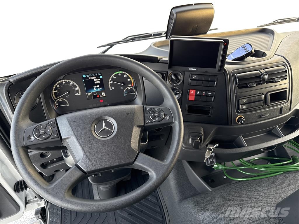 Mercedes-Benz ATEGO Umpikorikuorma-autot