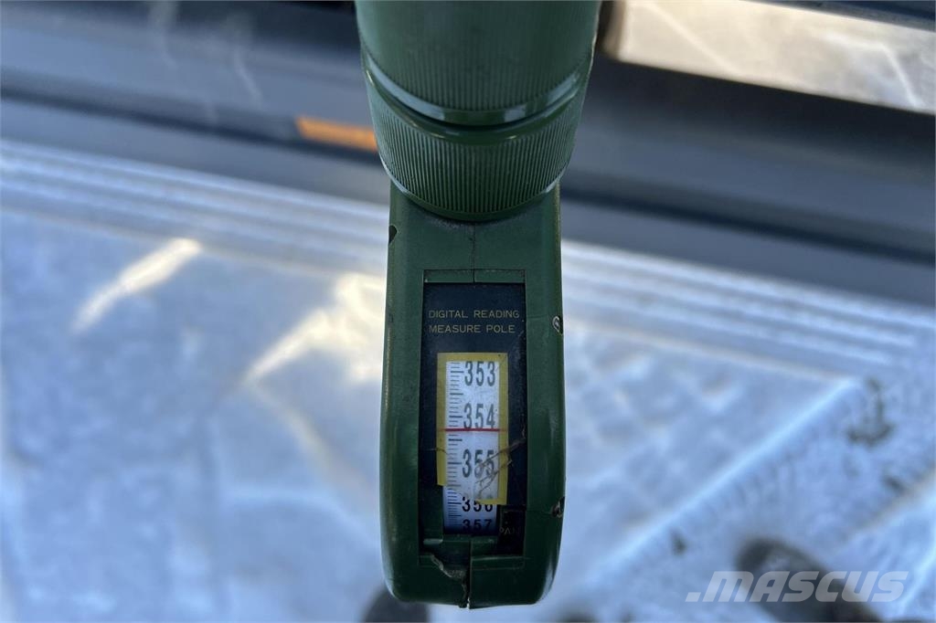 Mercedes-Benz Atego 1224L Fokor 6,2m Ksa-umpikori, PL-nostin Skriňová nadstavba