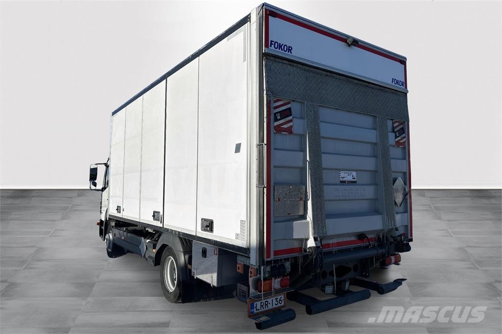 Mercedes-Benz Atego 1224L Fokor 6,2m Ksa-umpikori, PL-nostin Skriňová nadstavba
