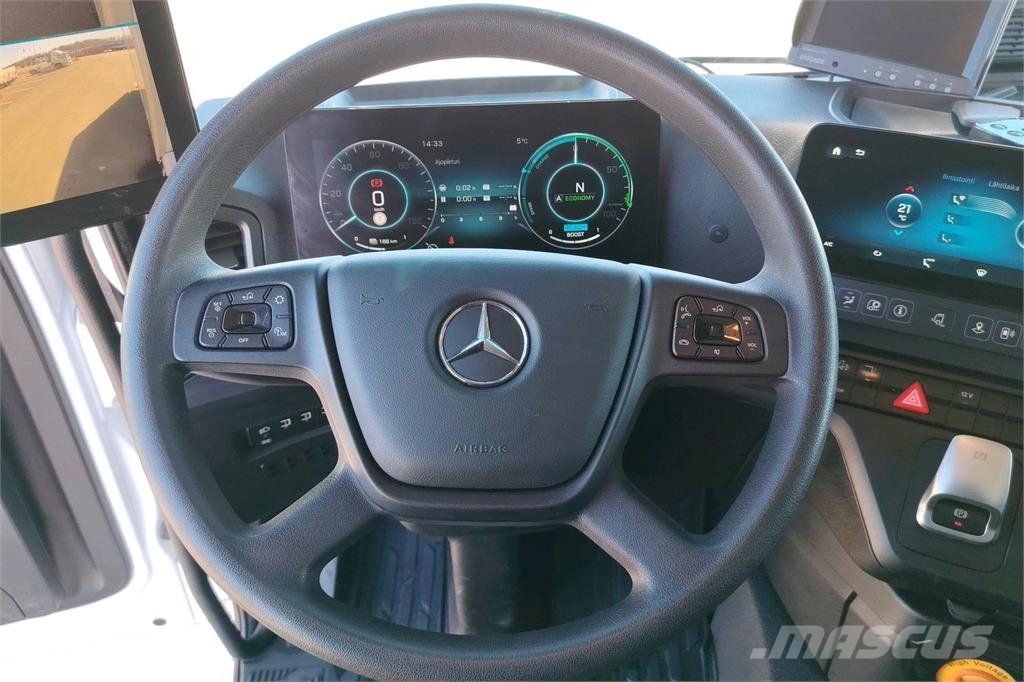 Mercedes-Benz eActros 300L 4x2 TÄYSSÄHKÖAUTO!! Camiones caja cerrada