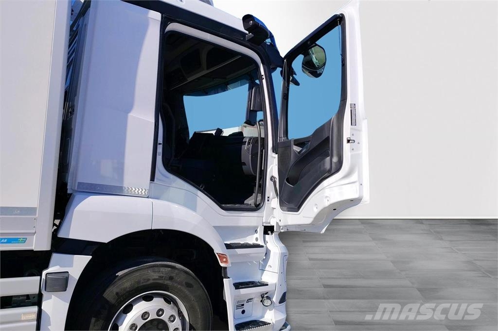 Mercedes-Benz eActros 300L 4x2 TÄYSSÄHKÖAUTO!! Camiones caja cerrada