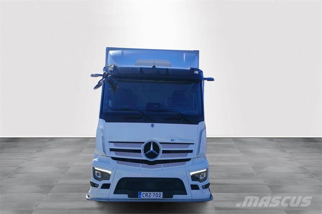 Mercedes-Benz eActros 300L 4x2 TÄYSSÄHKÖAUTO!! Camiones caja cerrada