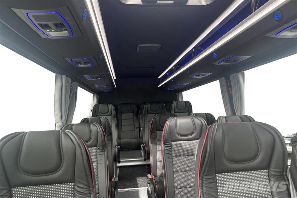 Mercedes-Benz Sprinter 519CDI A4A 1+1+16 / 19 paikkaa Minibussen