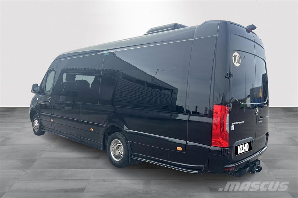 Mercedes-Benz Sprinter 519CDI A4A 1+1+16 / 19 paikkaa Minibussen