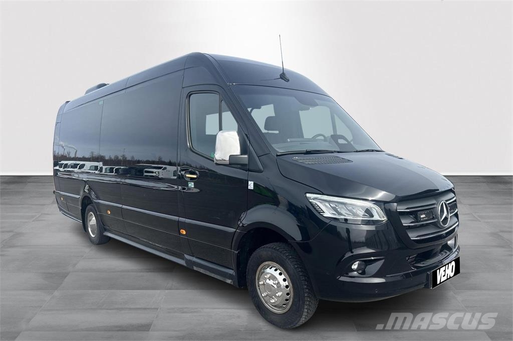 Mercedes-Benz Sprinter 519CDI A4A 1+1+16 / 19 paikkaa Minibussen