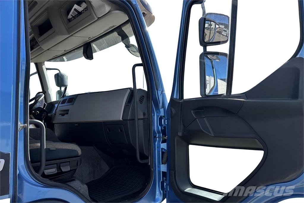 Volvo FE Ksa-kori +PL Camiones caja cerrada
