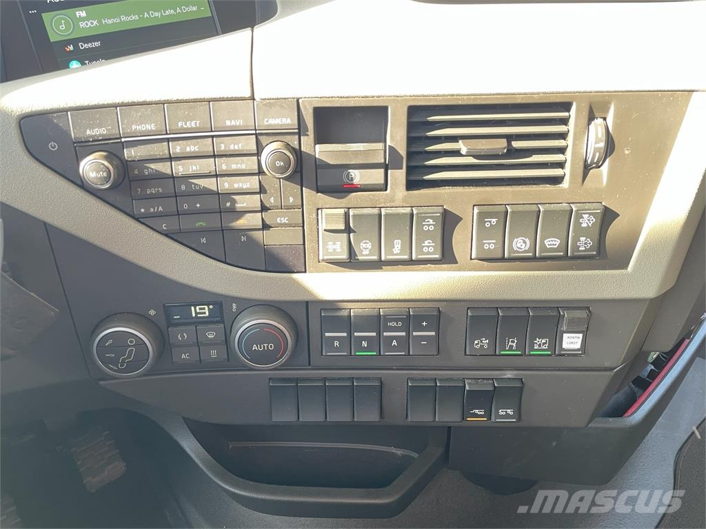 Volvo FH500 6x4/6x2 ajettu vain 366tkm! Camiones con chasís y cabina