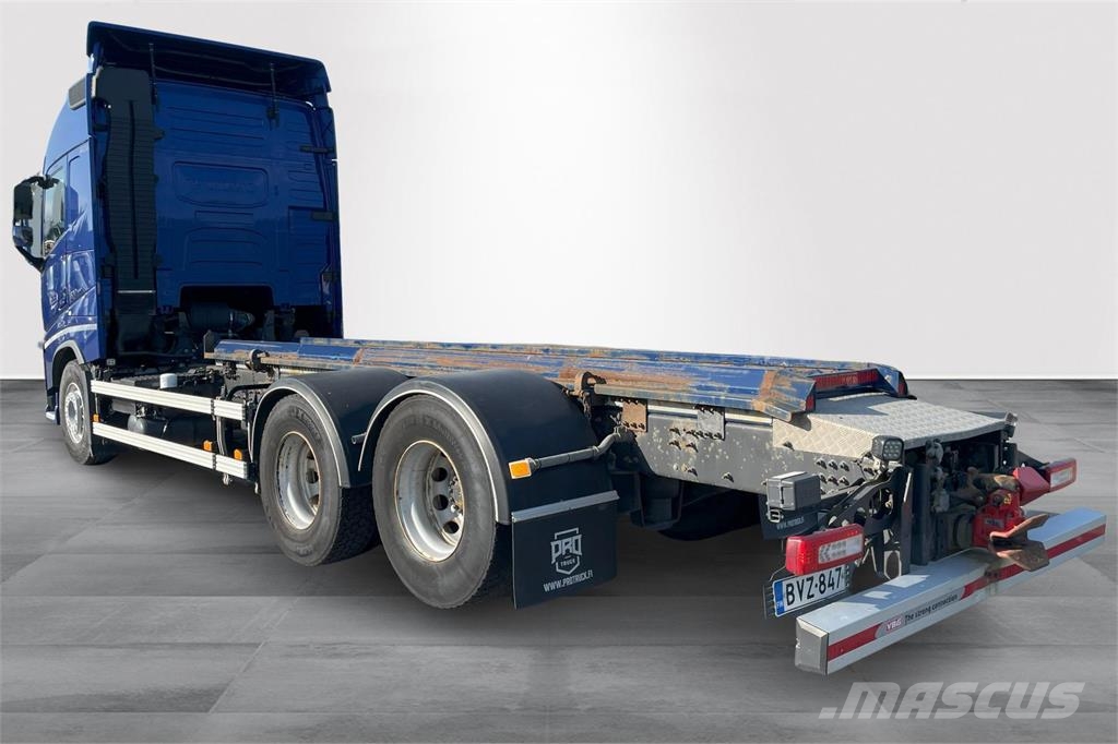 Volvo FH500 6x4/6x2 ajettu vain 366tkm! Camiones con chasís y cabina