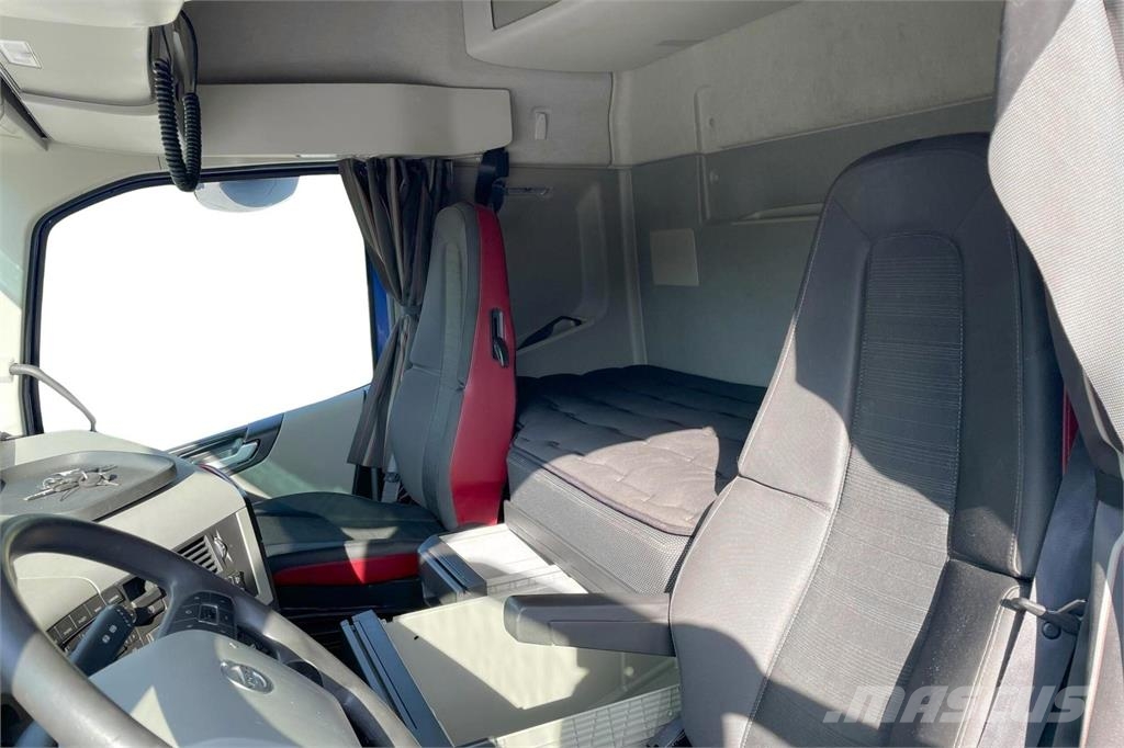 Volvo FH500 6x4/6x2 ajettu vain 366tkm! Camiones con chasís y cabina