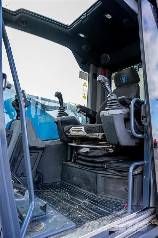 Fuchs MHL 320 S5 Bagri za prekladanje primarnih/sekundarnih surovin