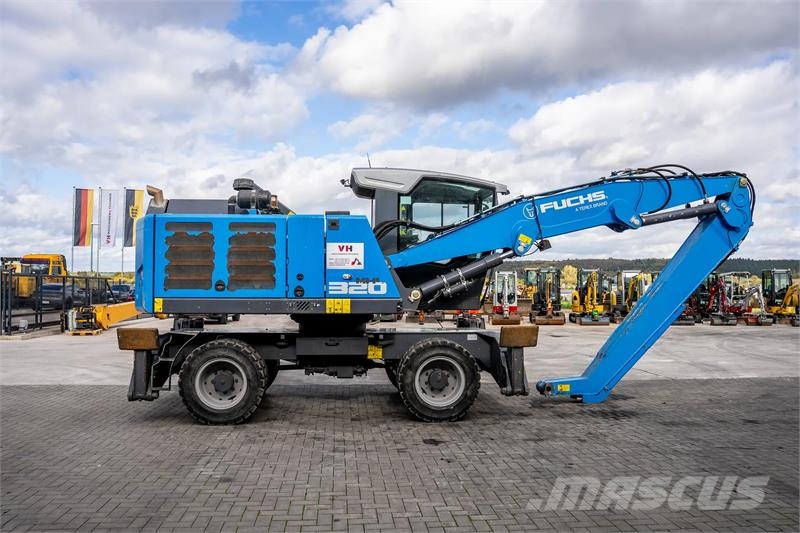 Fuchs MHL 320 S5 Bagri za prekladanje primarnih/sekundarnih surovin