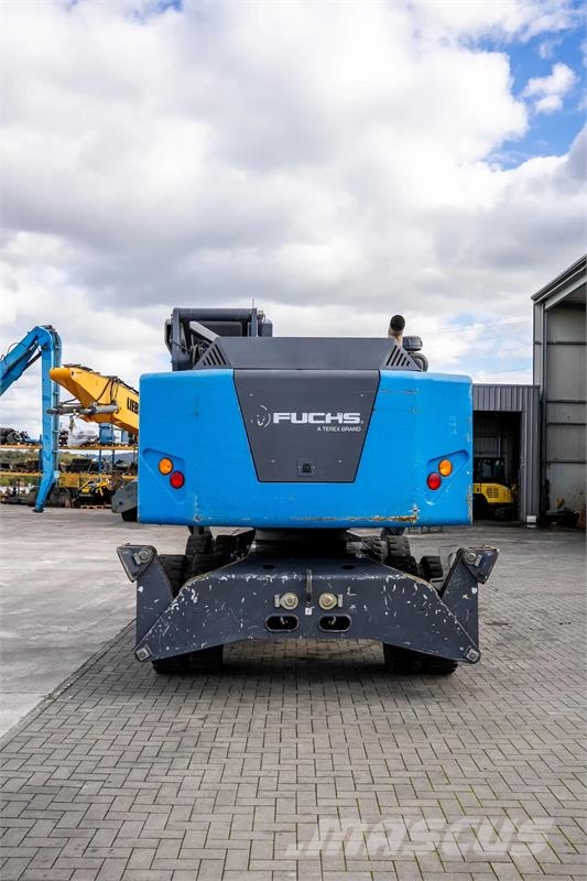 Fuchs MHL 320 S5 Bagri za prekladanje primarnih/sekundarnih surovin